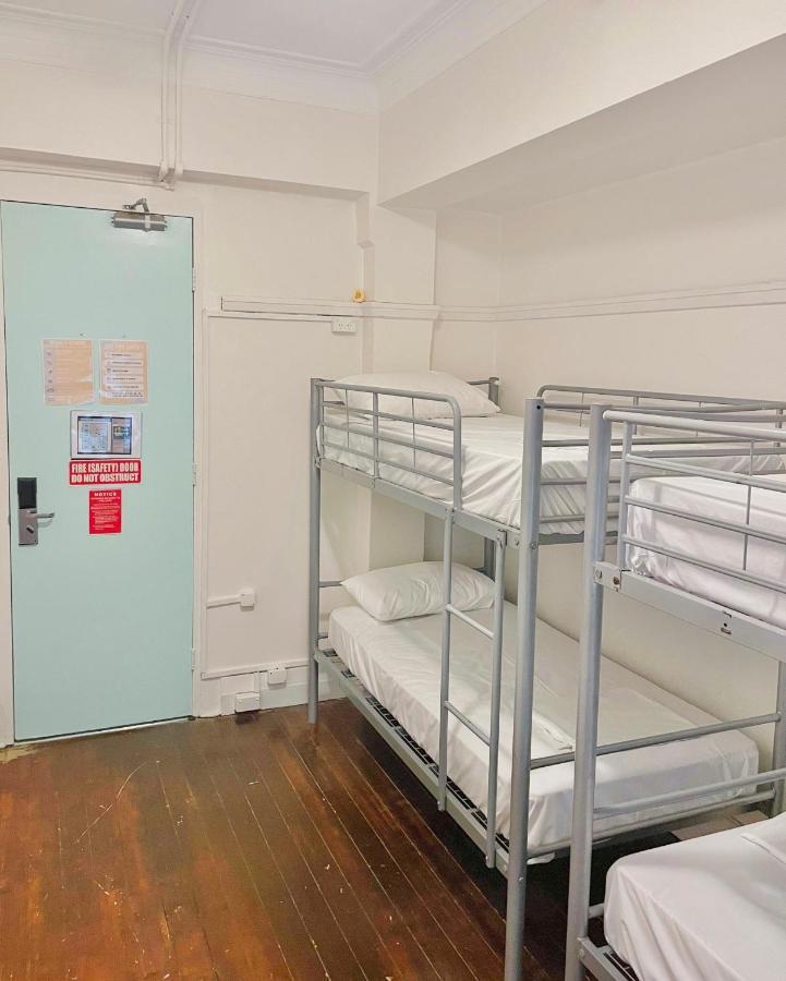 Hostel The Downing *