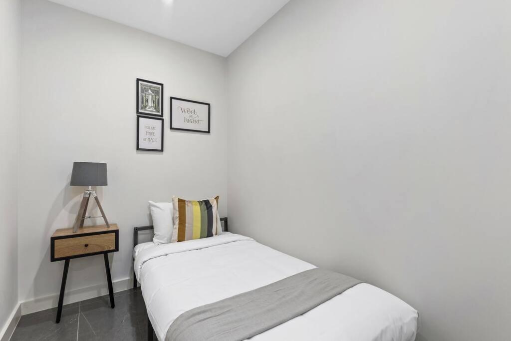 Style Living One Bedroom Olympic Park Apartment *