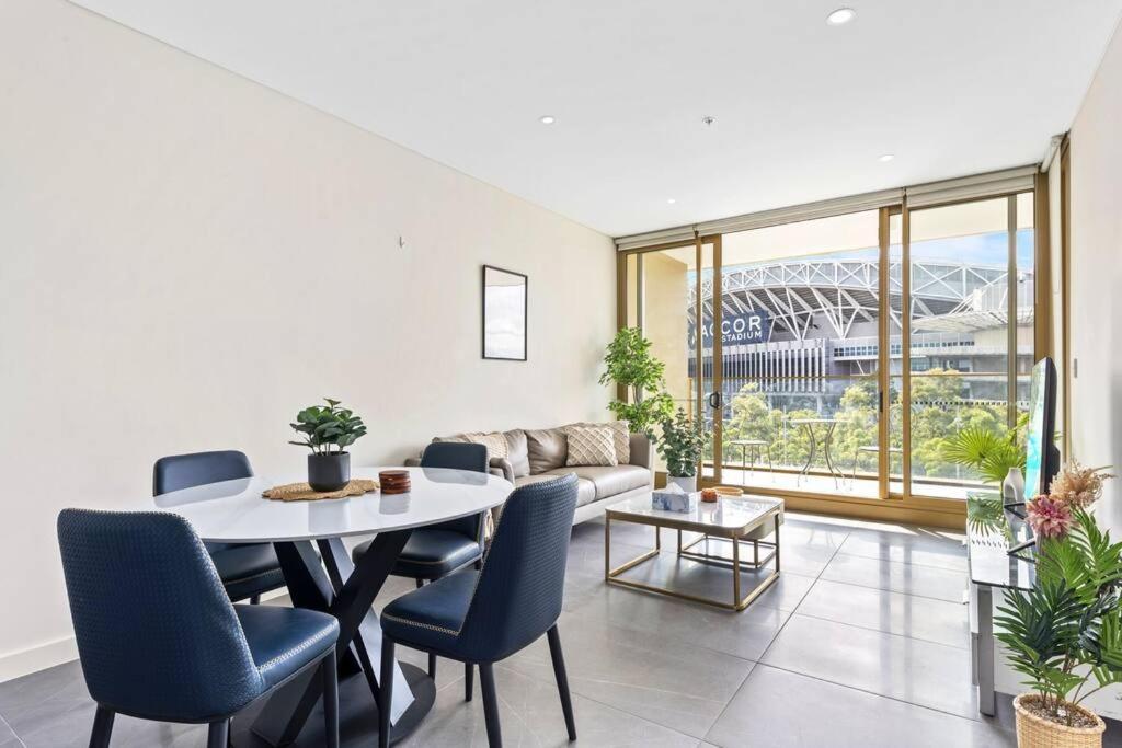 Apartment Style Living One Bedroom Olympic Park Sydney