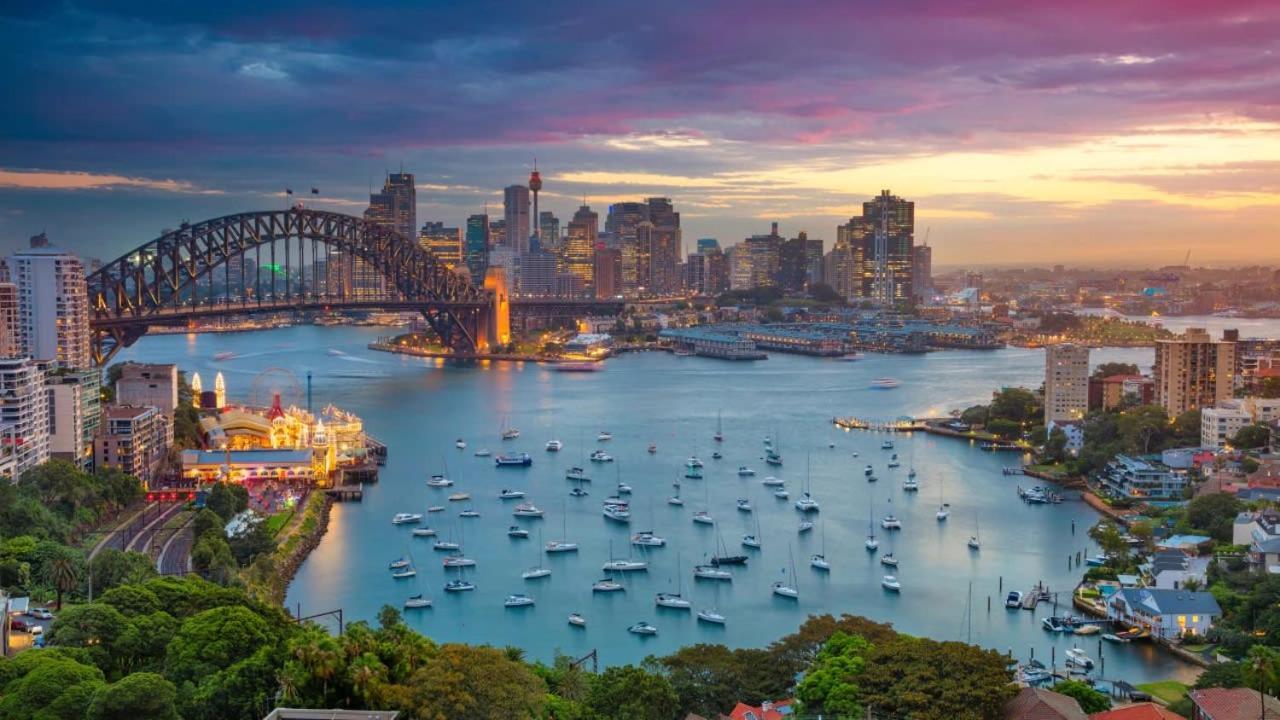 Skyline Views Cbd