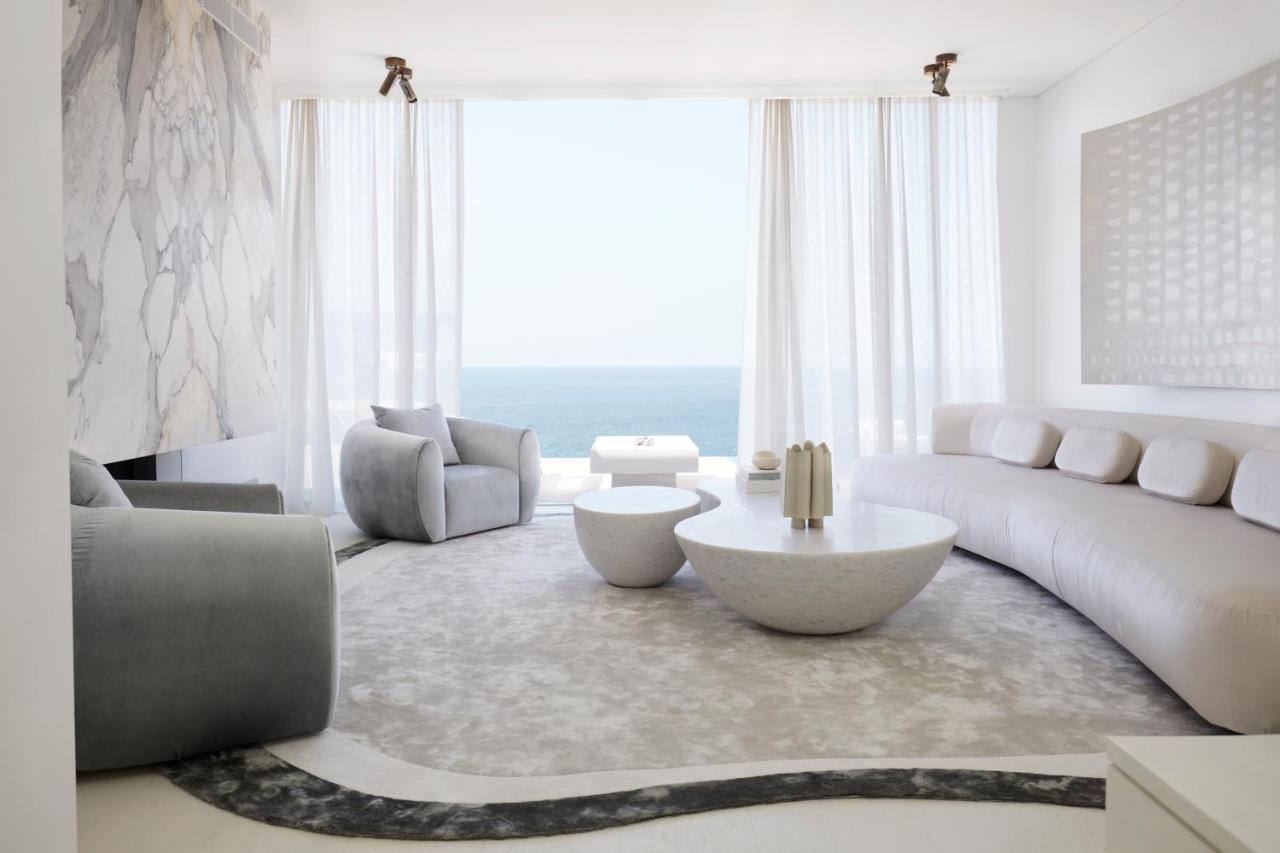 Cove House * Sydney