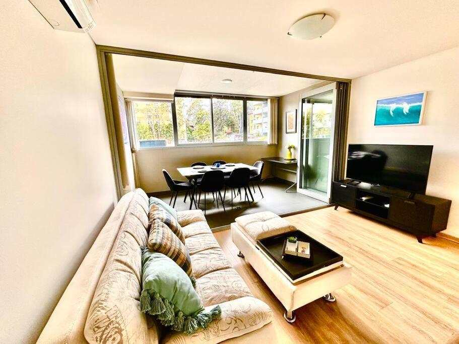 Airbnb - Burwood - Walk To Station - 2 Beds Apt Sydney