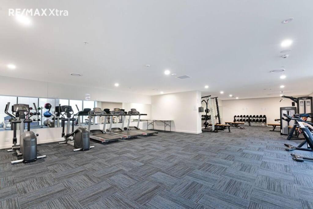 Closest Apt To Mq Center * Sydney