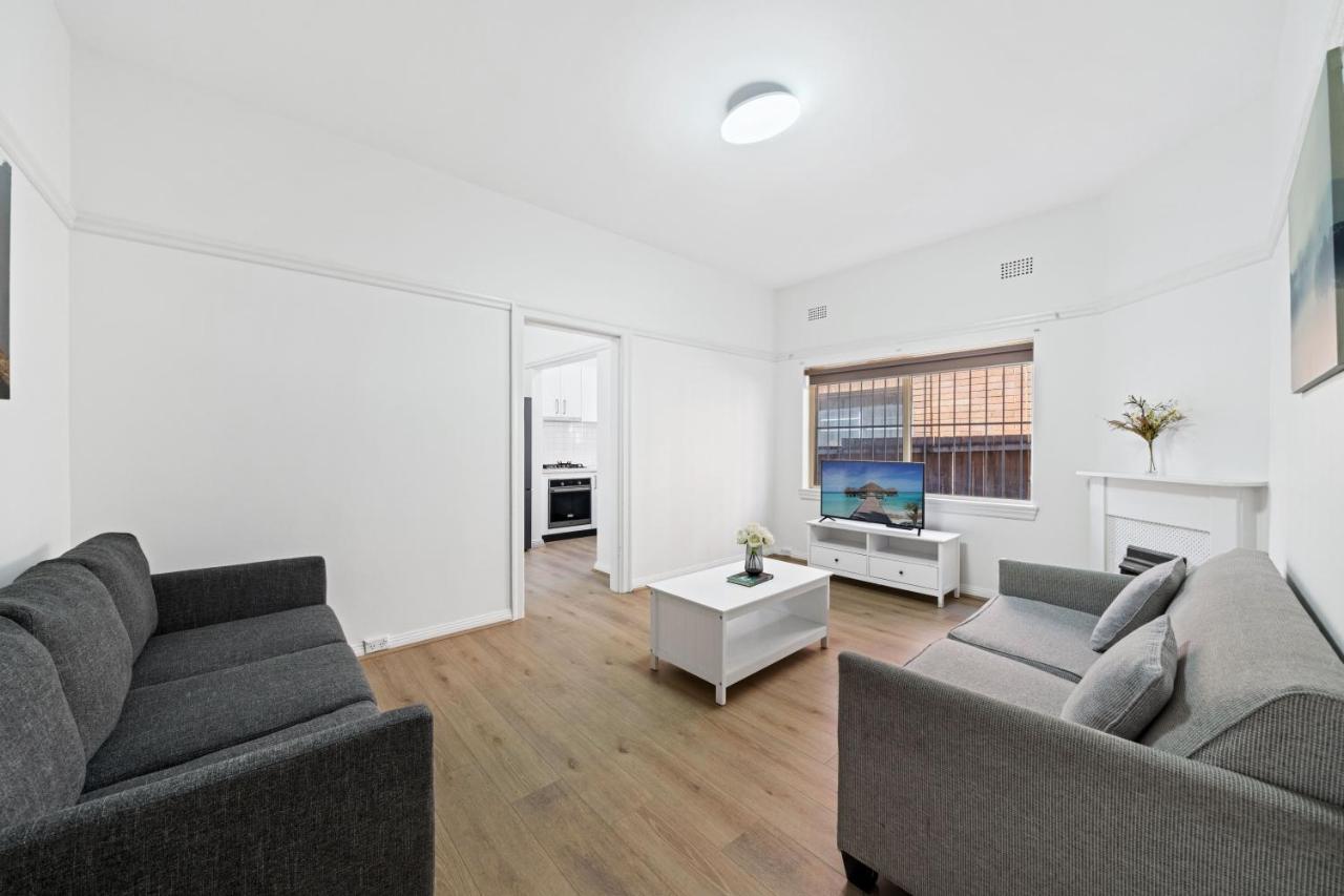 Burwood Newly Renovated 2 Bed 2 Bath Free Private Parking Big Apartamento Sidney