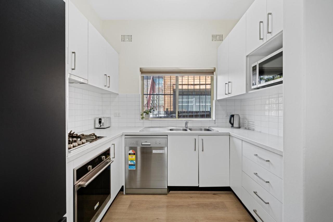 Burwood Newly Renovated 2 Bed 2 Bath Free Private Parking Big Apartamento *