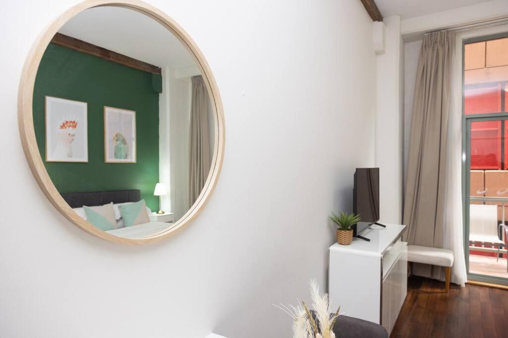 Darling Harbour W Pool Sauna Gym Jacuzzi Apartment *