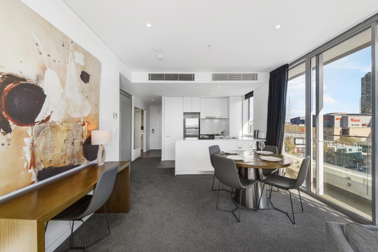 Broad Land Premium Chatswood Sidney
