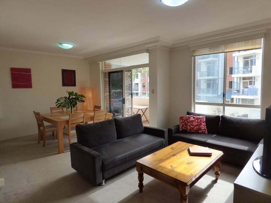 Buchn - 2br In Balmain With Pool & Gym Facilities