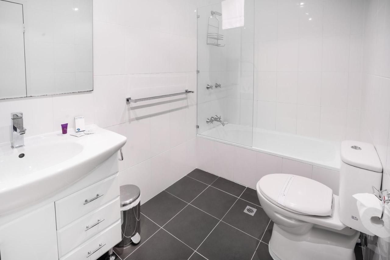 Ideal 1br Studio Near The With Pool Apartment