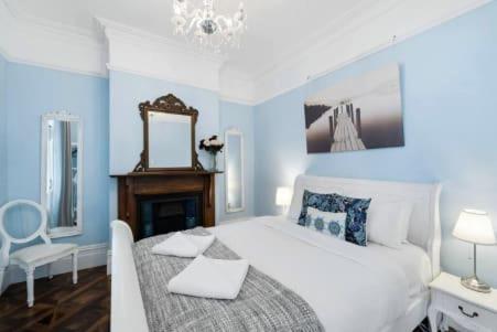 Holiday home The East-redfern Mansion On Chelsea