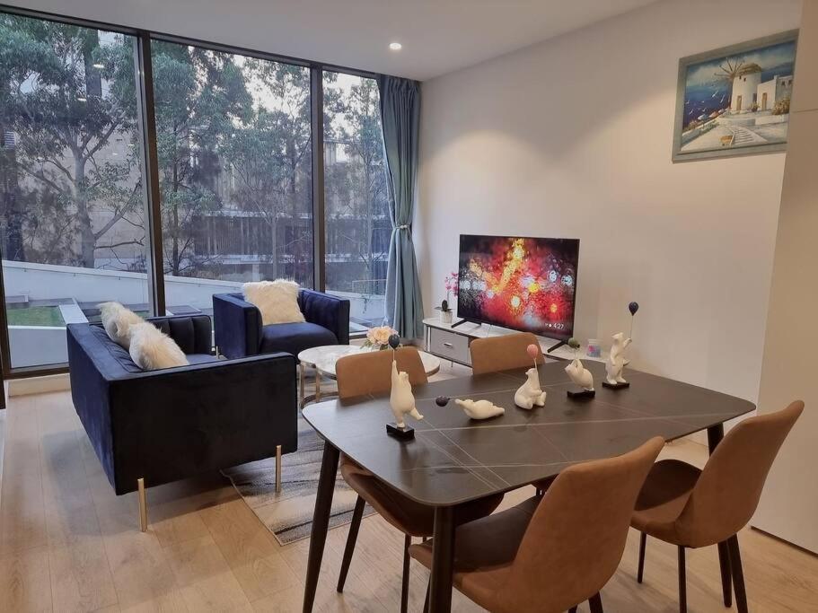Sapphire Royale In Macquarie Park Apartment