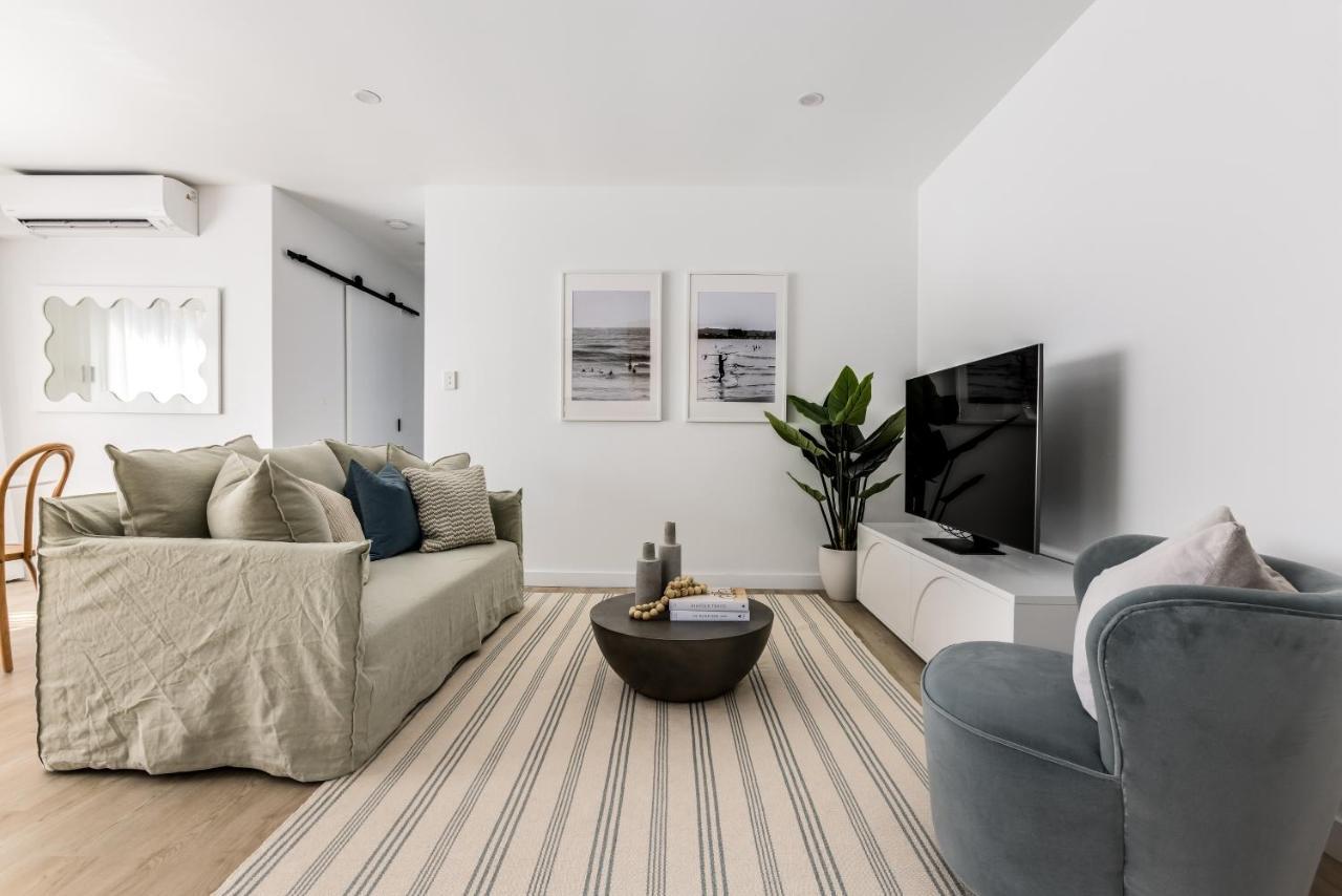Kahlo Bondi - Luxury Escape - 2 Bedroom Furnished Sydney