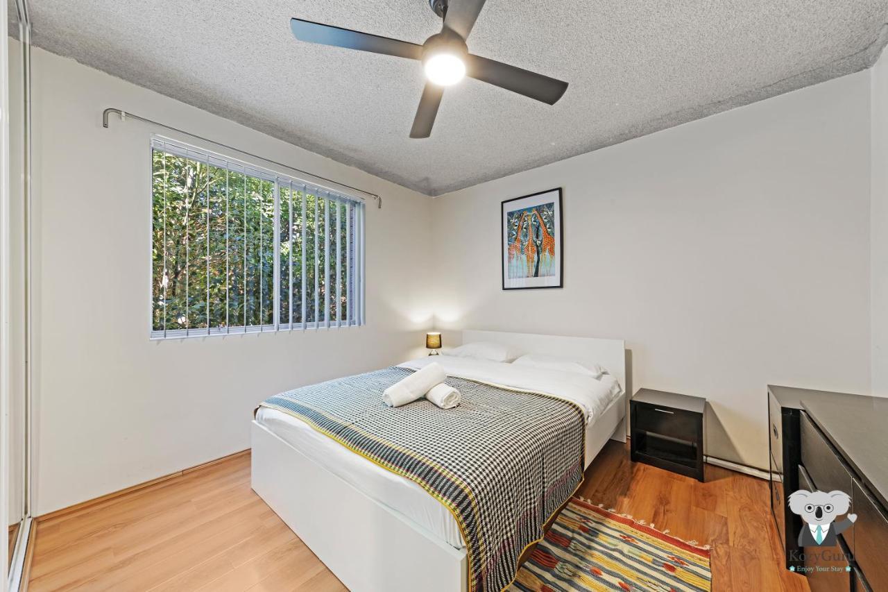 Kozyguru / Westmead / 2 Bed Unit + Free Parking / Walk To Westmead Hospital / Nwe022 Sydney
