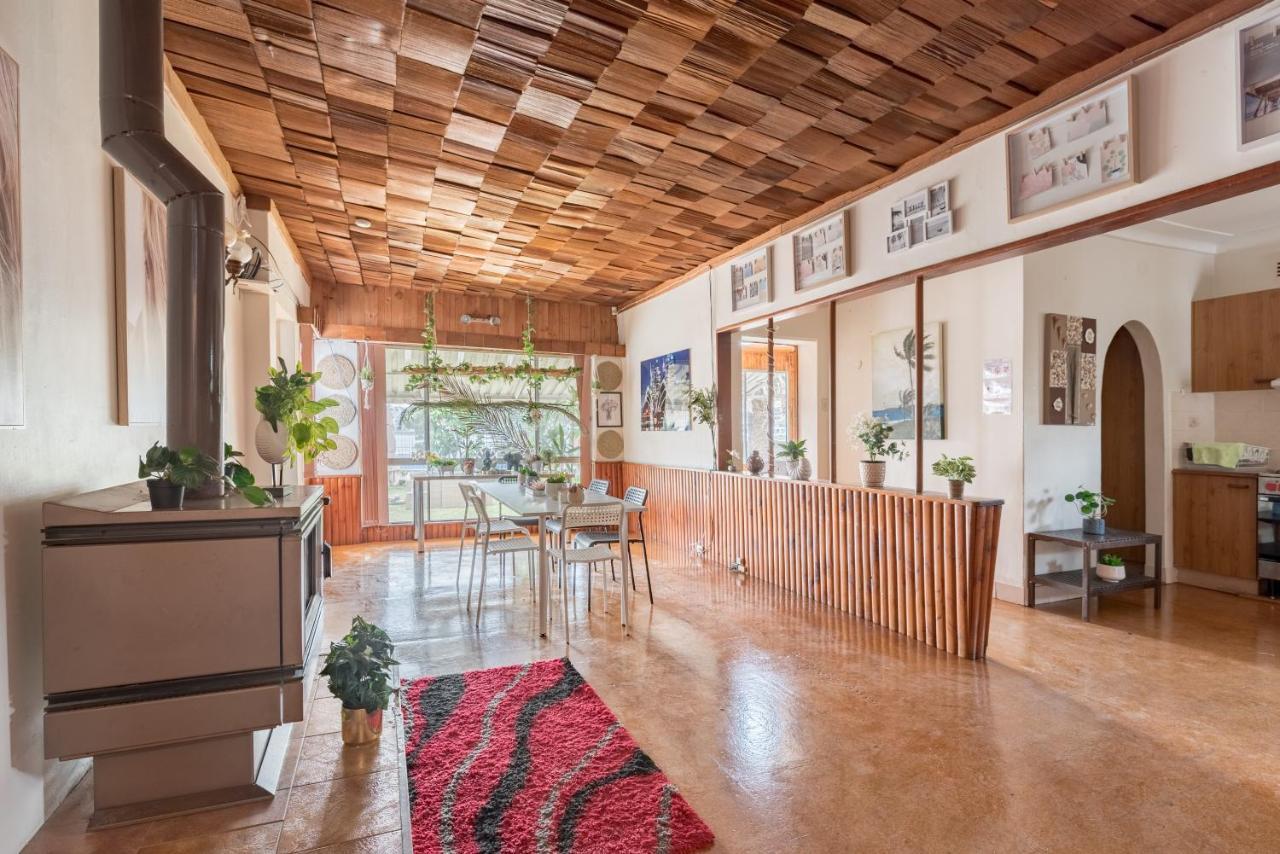 Rustic Private In Waterfront Beach Retreat 9 - Sharehouse