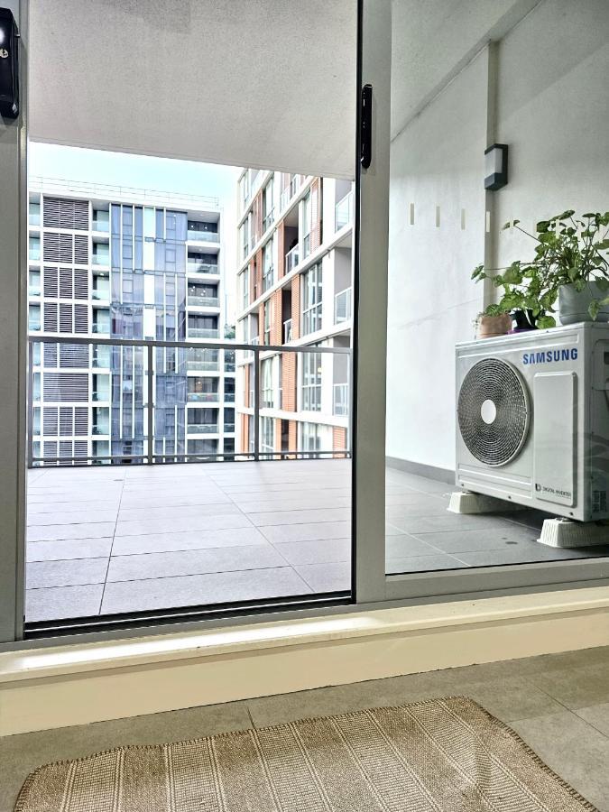 Master In Mascot Near Airport & Cbd
