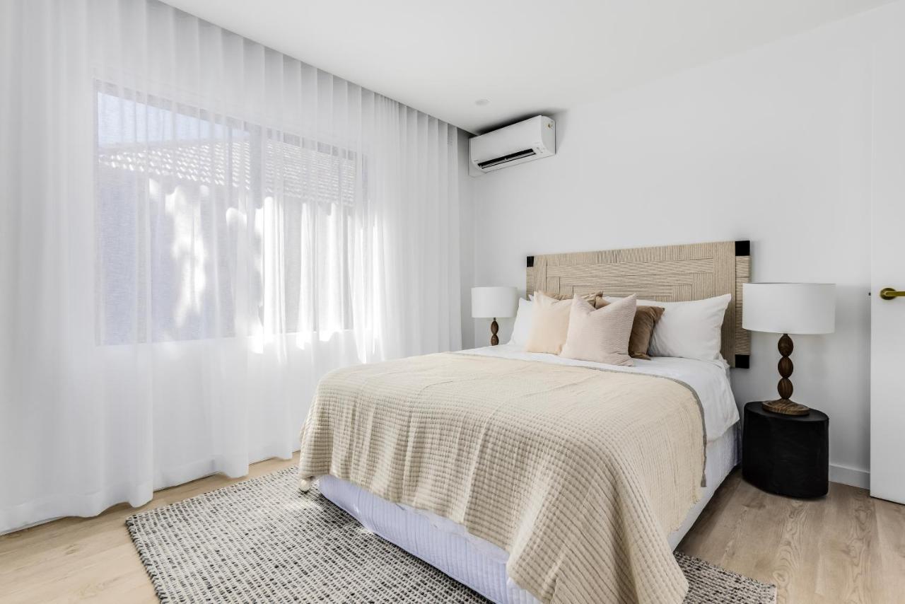 Kahlo Bondi - Luxury Escape - 3 Bedroom Furnished *