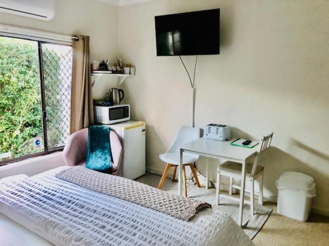Hotel Style Monterey Guest Near Hospitals, And Airport Sydney