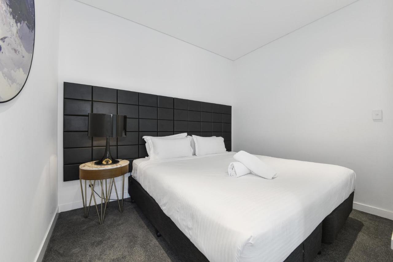 Broad Land Premium Chatswood Apartment *