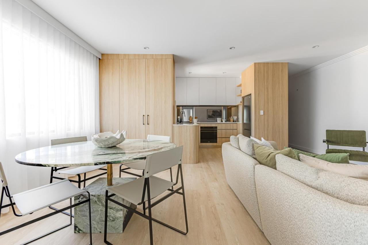 Kahlo Bondi - Luxury Escape - 2 Bedroom Furnished *