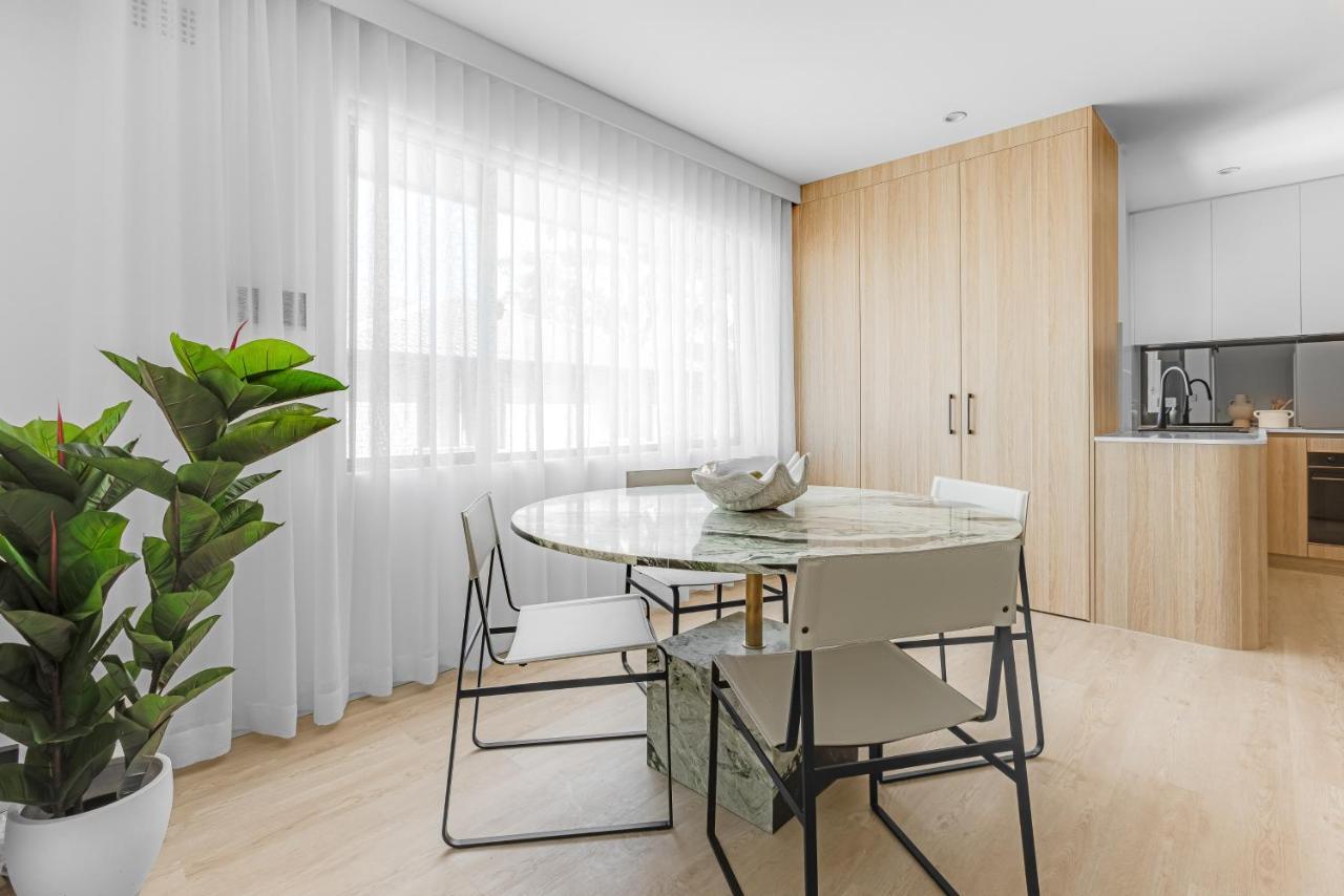 Kahlo Bondi - Luxury Escape - 2 Bedroom Furnished Apartment *