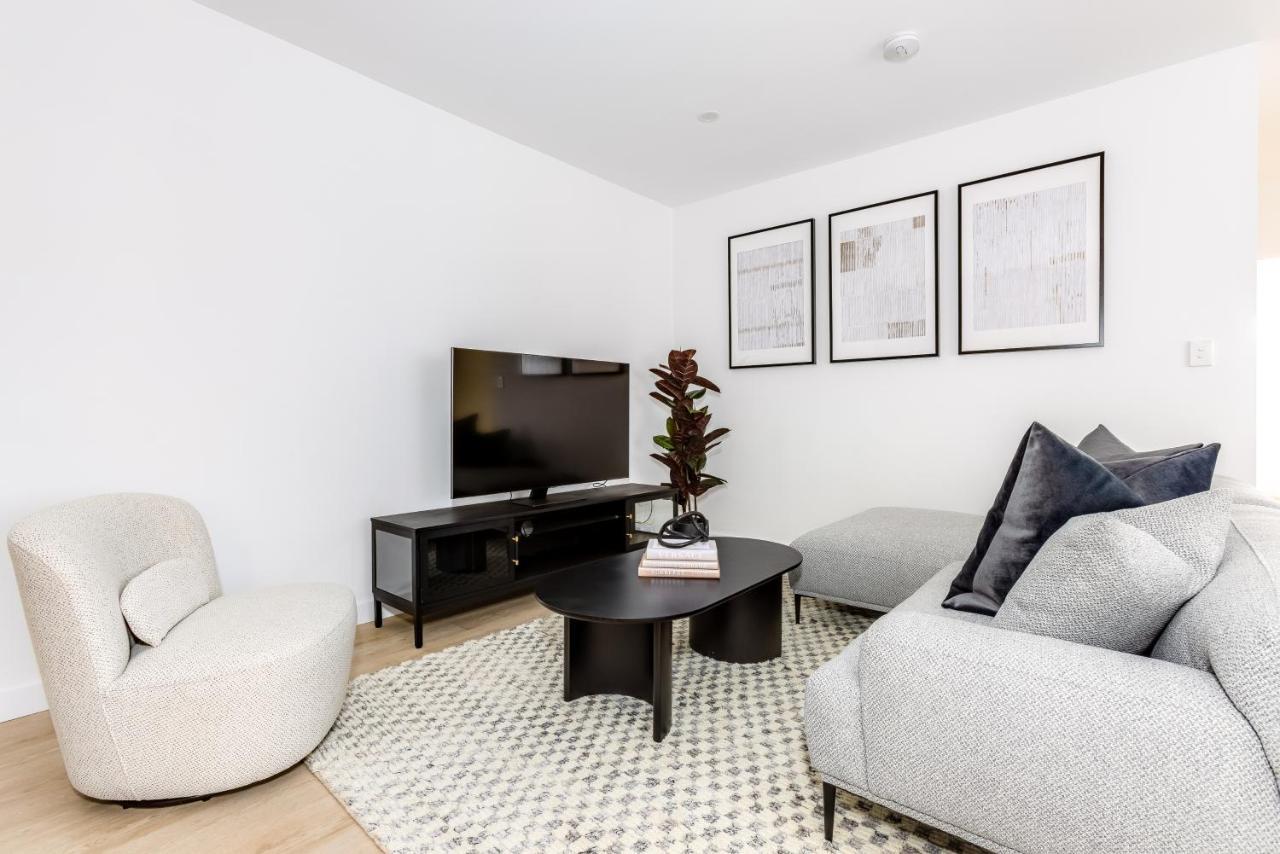 Kahlo Bondi - Luxury Escape - 2 Bedroom Furnished *