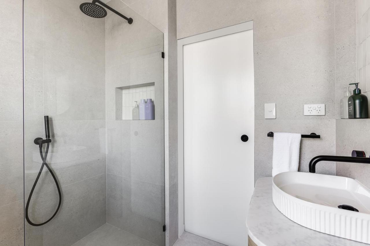 Kahlo Bondi - Luxury Escape - 2 Bedroom Furnished Apartment