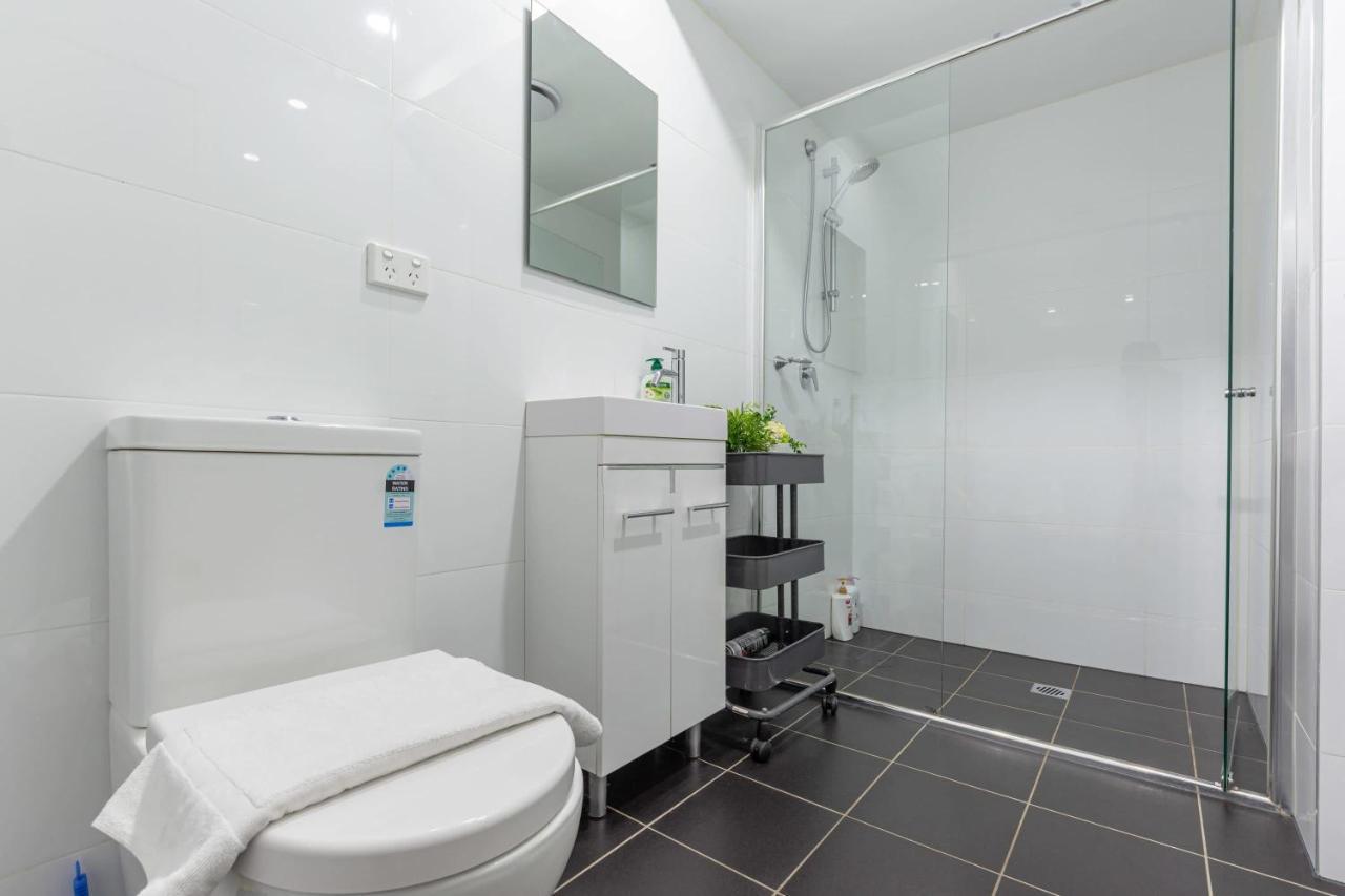 2 Bd With Large Courtyard Near The Star Casino Apartment