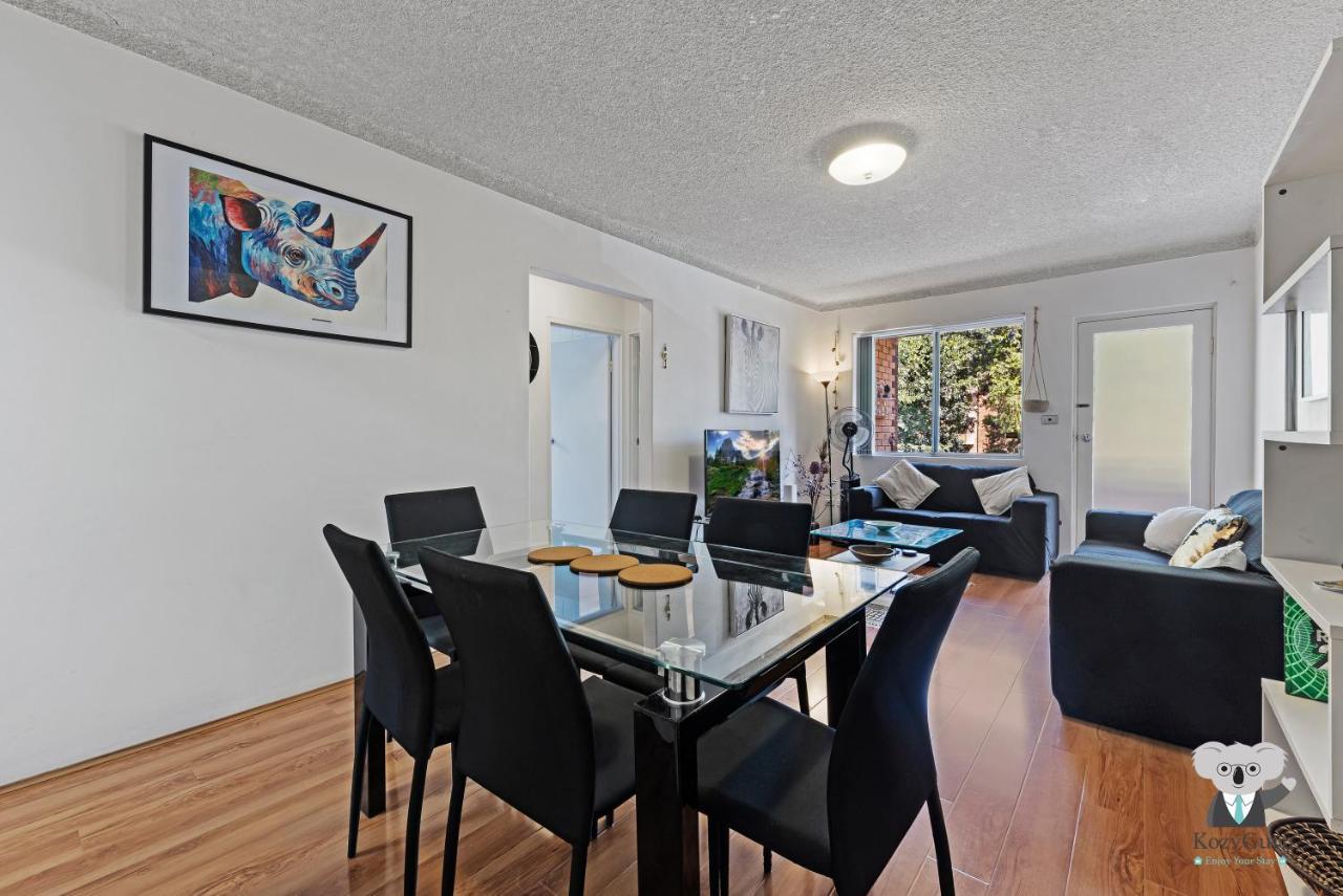Apartment Kozyguru / Westmead / 2 Bed Unit + Free Parking / Walk To Westmead Hospital / Nwe022
