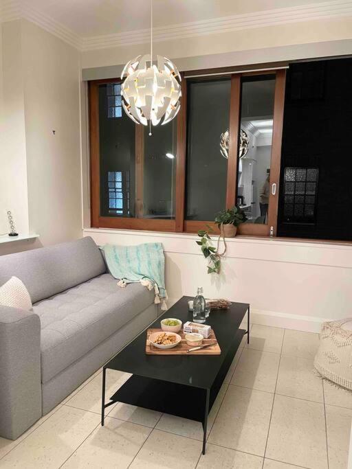 Apartment Stylish In The Heart Of Potts Point *