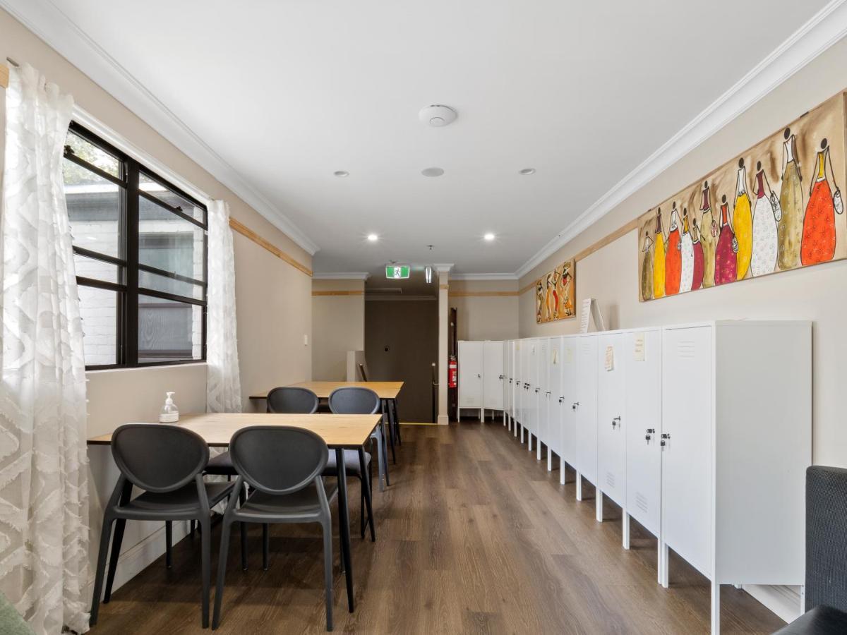 Azzurro Boutique - Surry Hills 4*