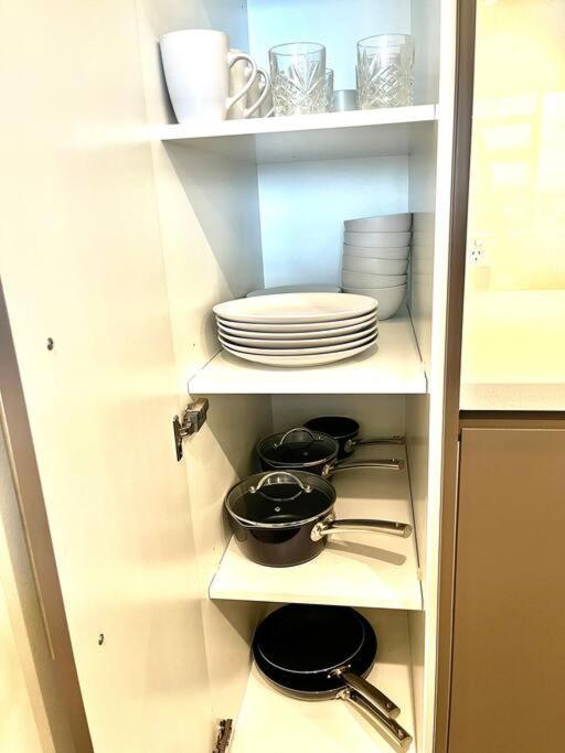 Amazing 2 Bed 2 Bed Bath Parking Apartment Sydney