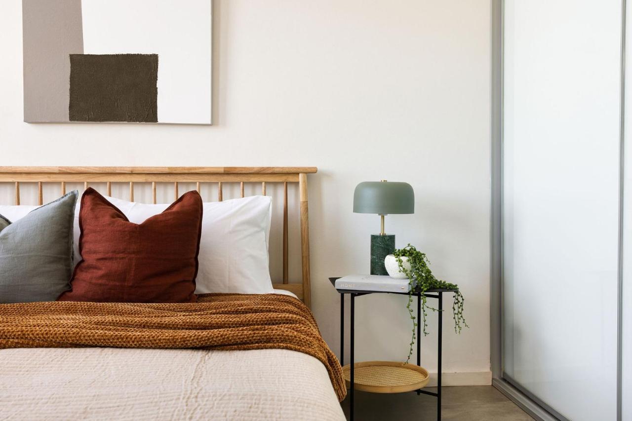 Apartment Kahlo Alexandria - Stylish 2 Bdrm Walk To Train *
