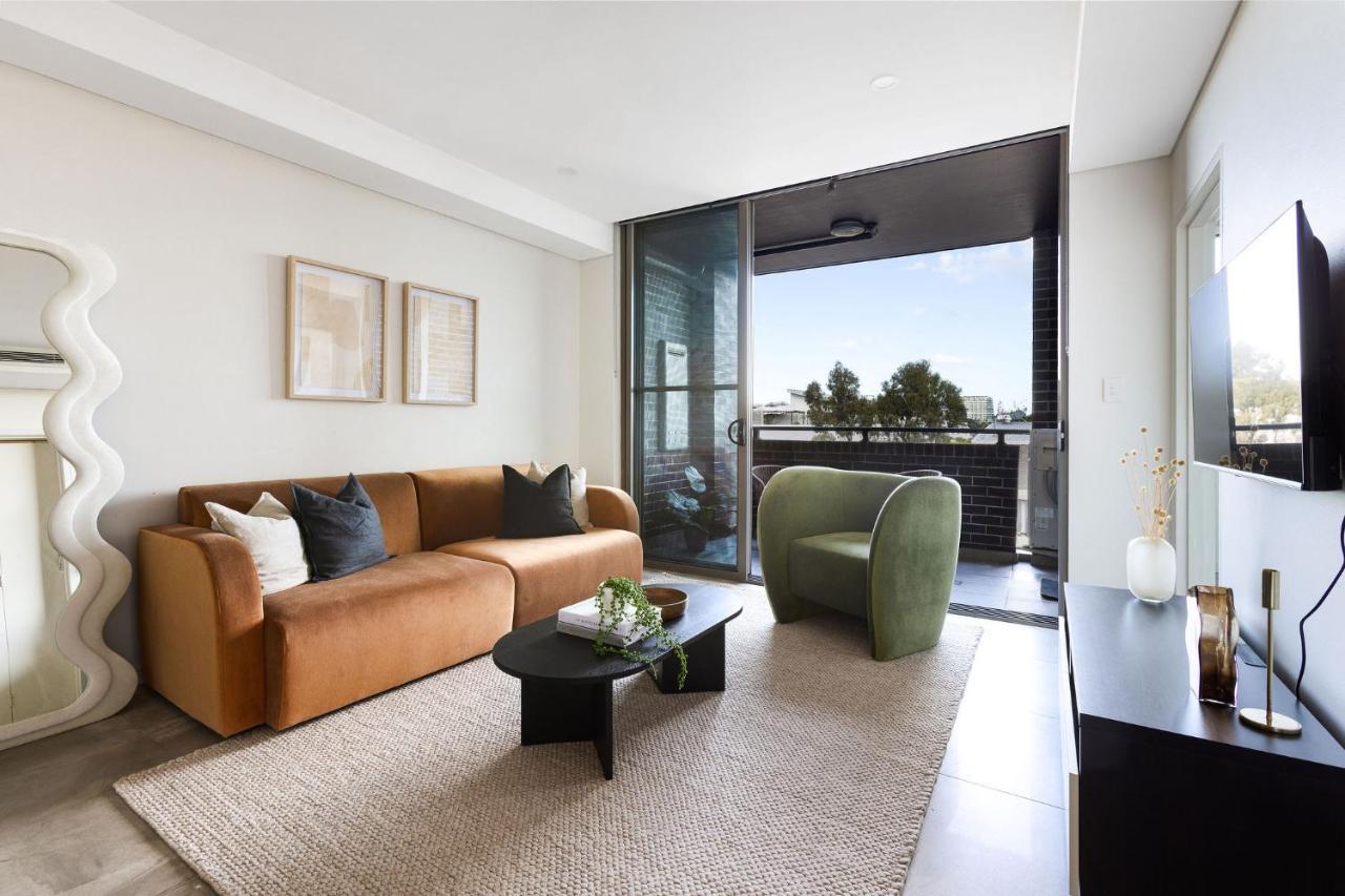 Kahlo Alexandria - Stylish 2 Bdrm Walk To Train * Sydney