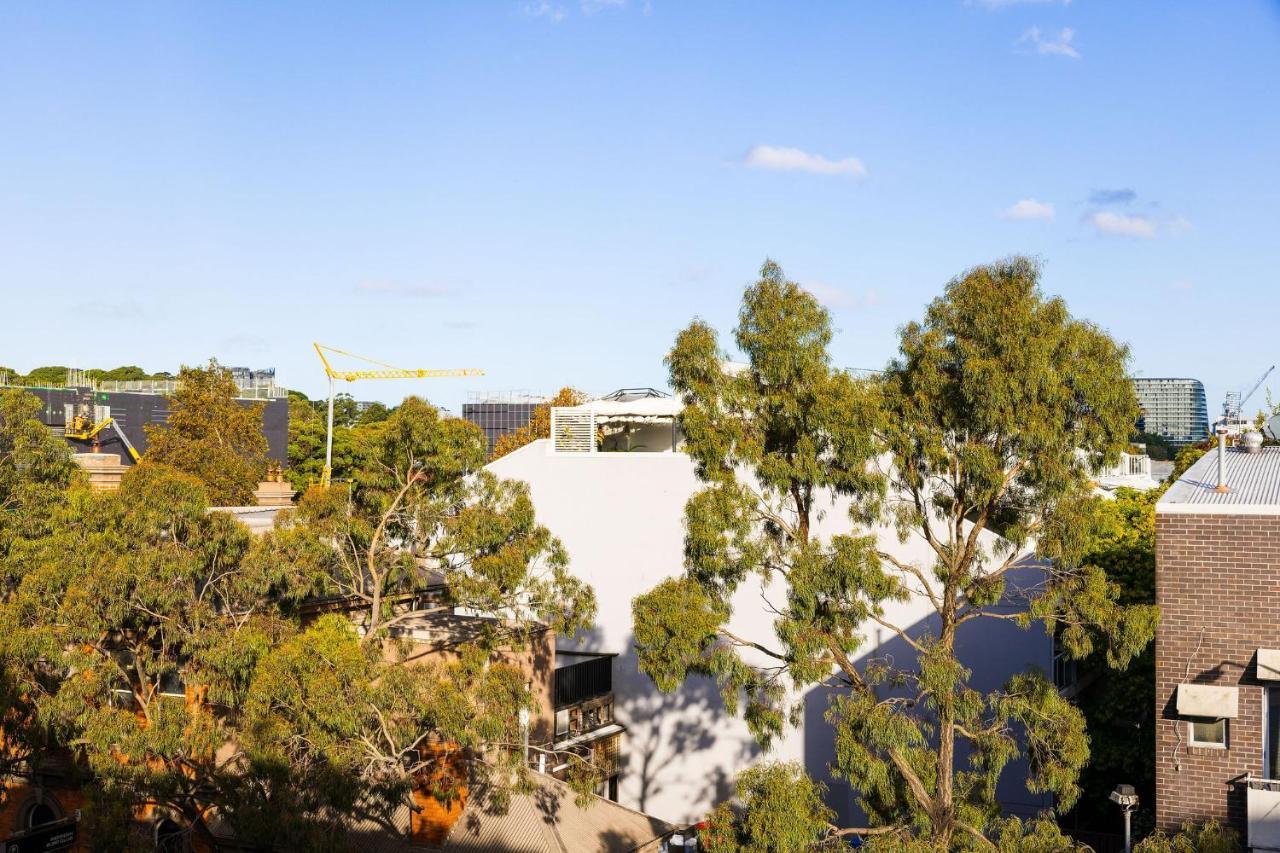 Kahlo Alexandria - Stylish 2 Bdrm Walk To Train Sydney