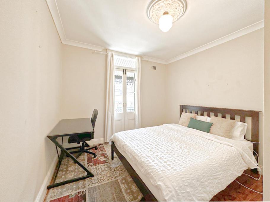 Pyrnmont Terrace & Townhouse * Sydney