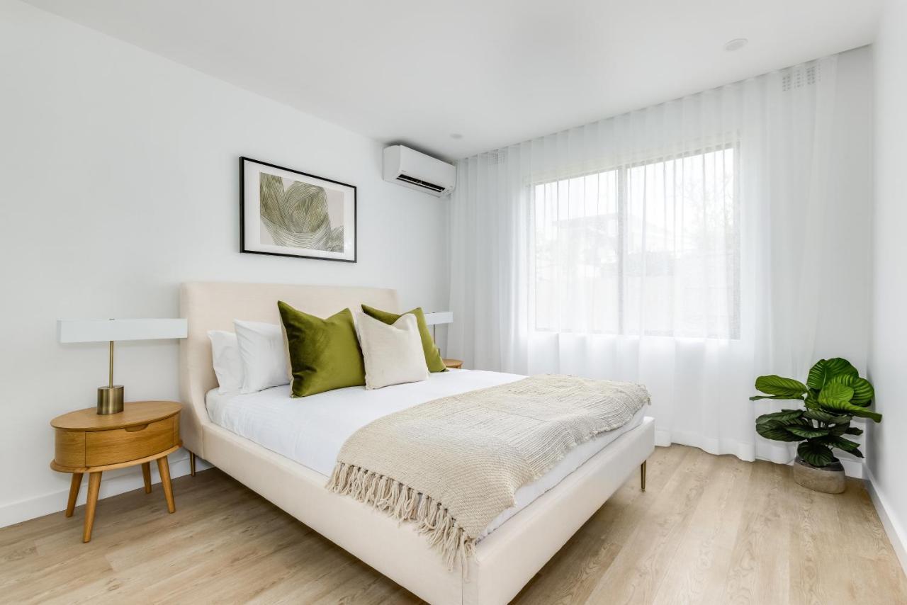 Kahlo Bondi - Luxury Escape - 1 Bedroom Furnished Apartment *