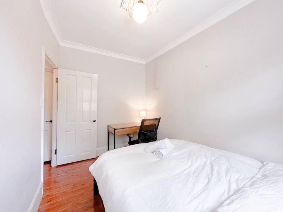 Pyrnmont Terrace & Townhouse Homestay Sydney