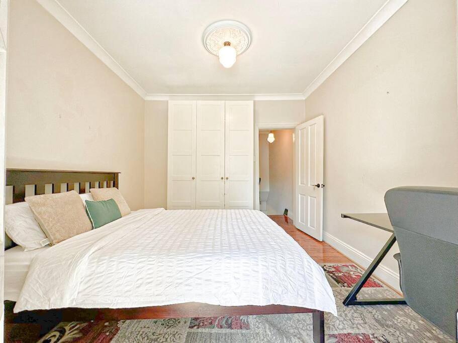 Pyrnmont Terrace & Townhouse Sydney