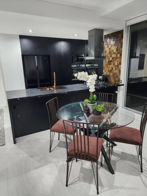 Bondi Junction Beauty Apartment