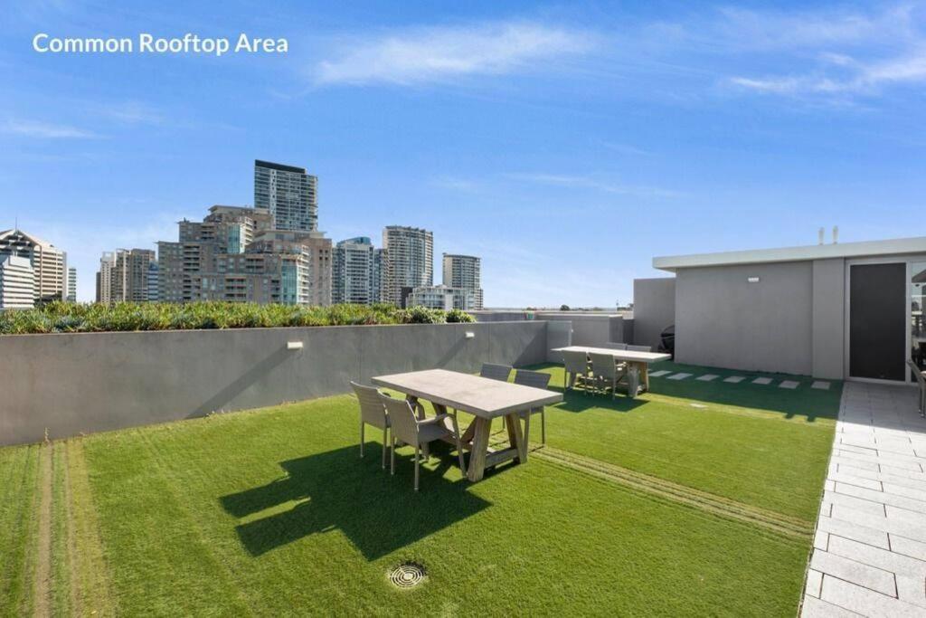 Chatswood Cbd 2br L Balcony L Parking L Office * Sydney