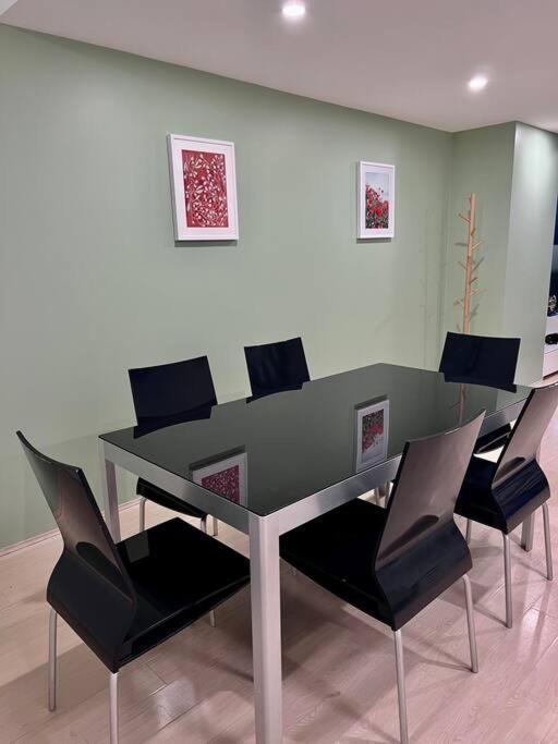 Apartamento Spacious Terraced Style In Zetland