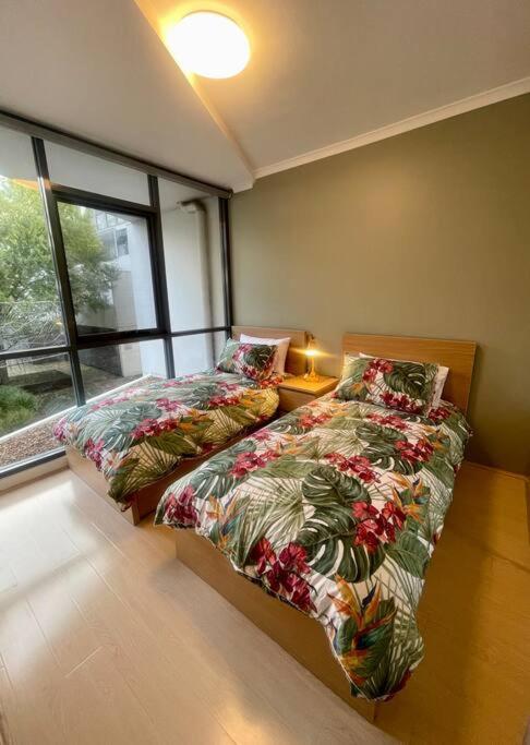 Spacious Terraced Style In Zetland * Sidney