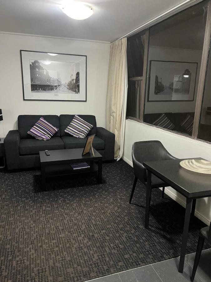 Prestige Hyde Park Studio Apartment Sydney