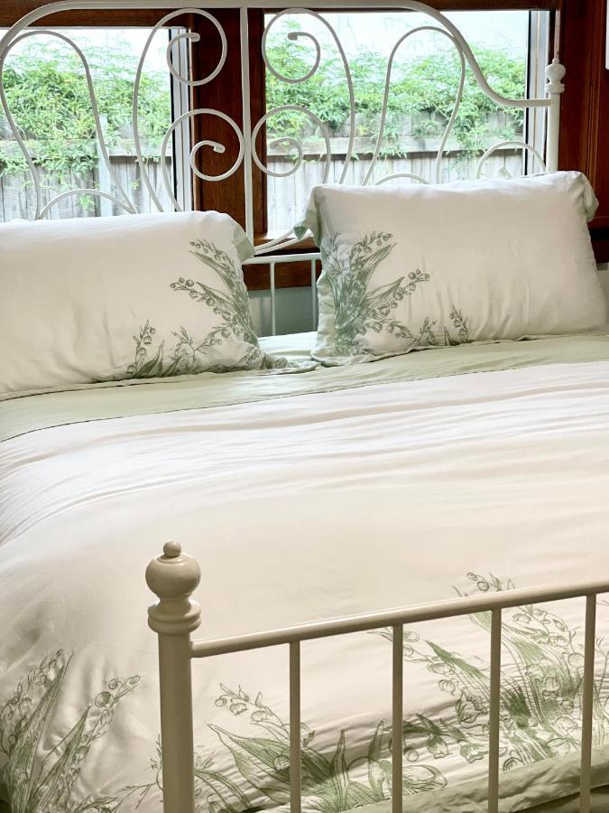 Homestay Private Bath Ensuite Eastwood/mq Uni Park