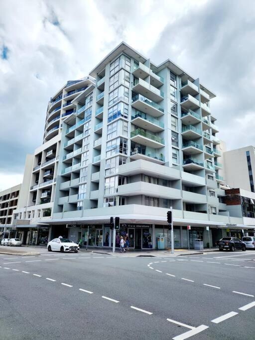 Bondi Junction Beauty * Sydney