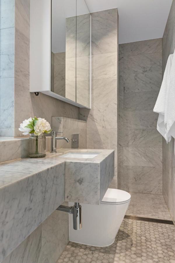 Luxury Waterside Holiday home Sydney