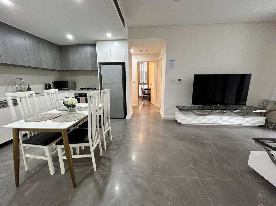 Apartment Cozy Olympic Park Next To Stadium 2b2b1p Apt Sydney