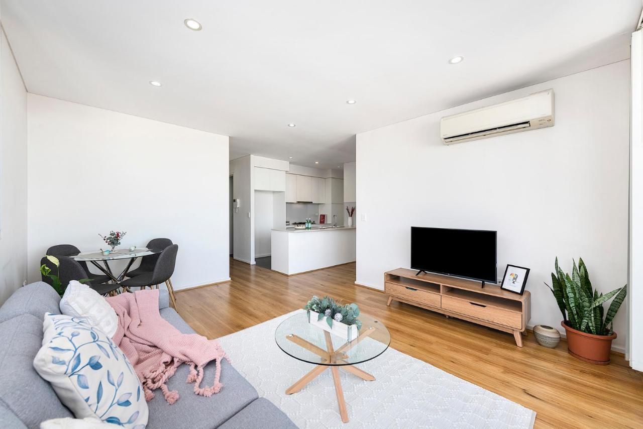 Little Strathfield * Sidney