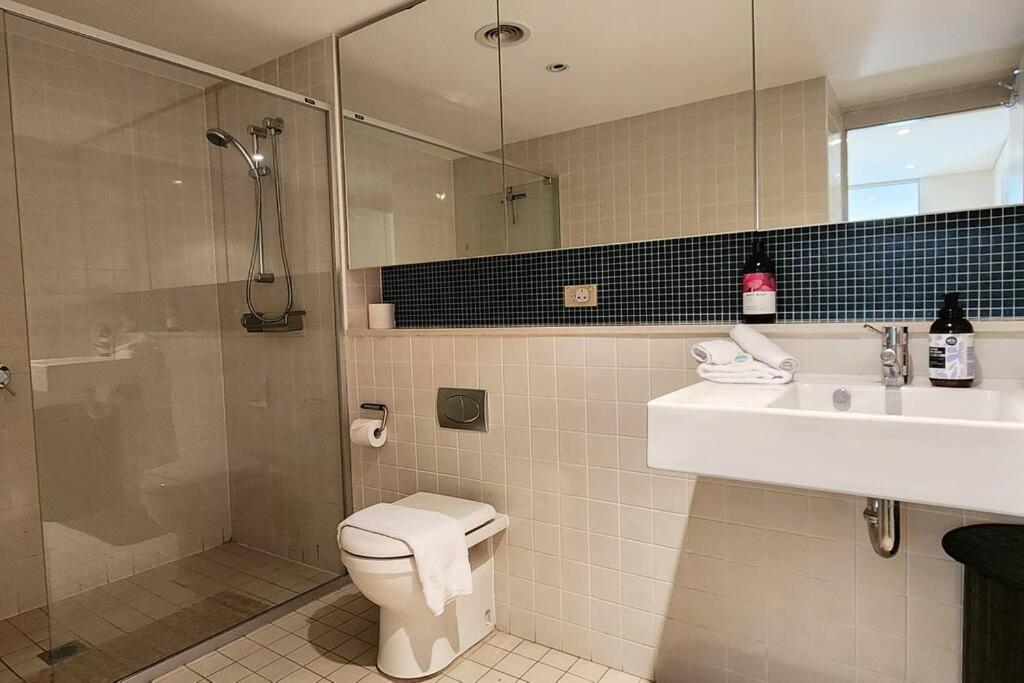 Stylish Parkside Retreat Apartment Sydney