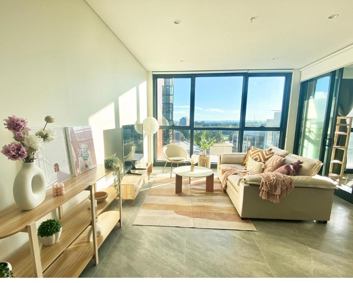 St Leonards Apartment Sydney